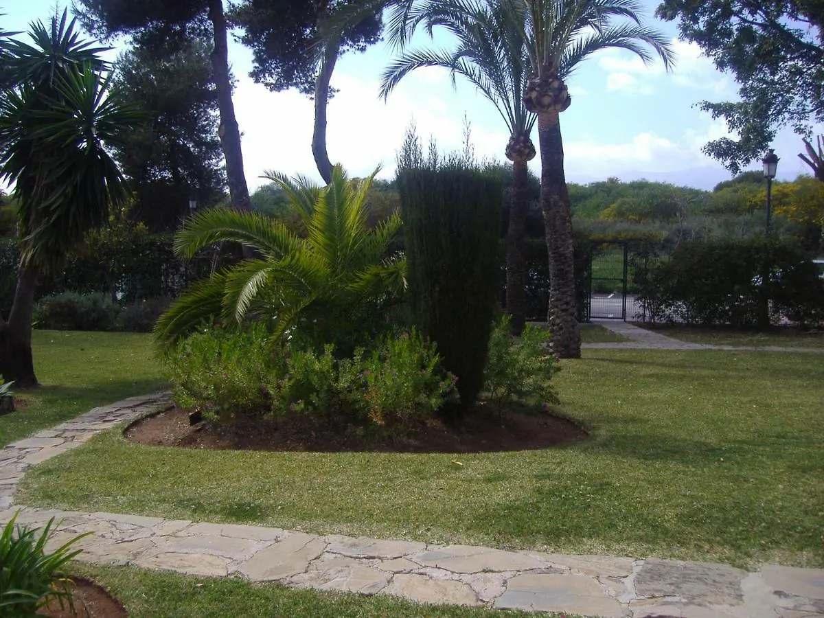 Apartamento Amueblado Estepona-Marbella Un Dormitorio, 2 Camas, Sofa Cama Salon, A 1 Km Playa, Cortas Temporadas. Apartment Estepona